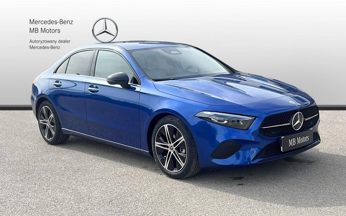 Mercedes-Benz Klasa A cena 188099 przebieg: 5, rok produkcji 2024 z Piaseczno małe 191